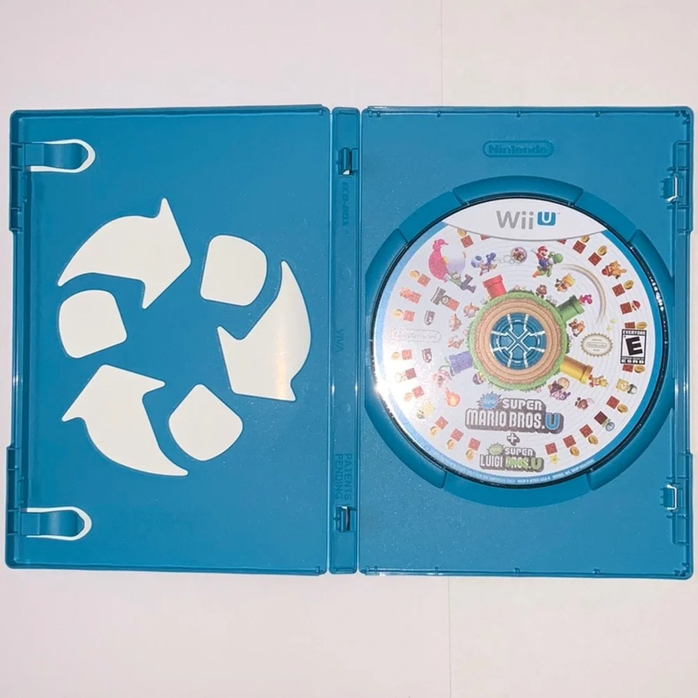Nintendo Wii New Super Mario Bros. U + Super Luigi U Blue Case Complete - Picture 3 of 7